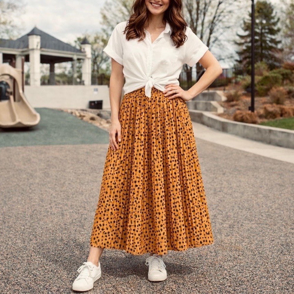 Easel Women Size‎ Small Pleated Maxi Skirt Mustard Yellow Black Dot Animal Print